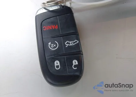 2011 Chrysler 300C Awd z USA, uszkodzony, nr VIN 2C3CK6CT5BH559966